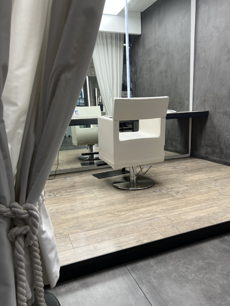 LEFAS HAIR SALON
